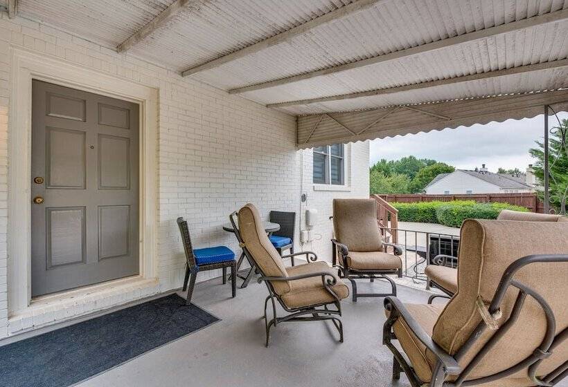 Cozy + Modern Norcross Hideaway W/ Covered Porches