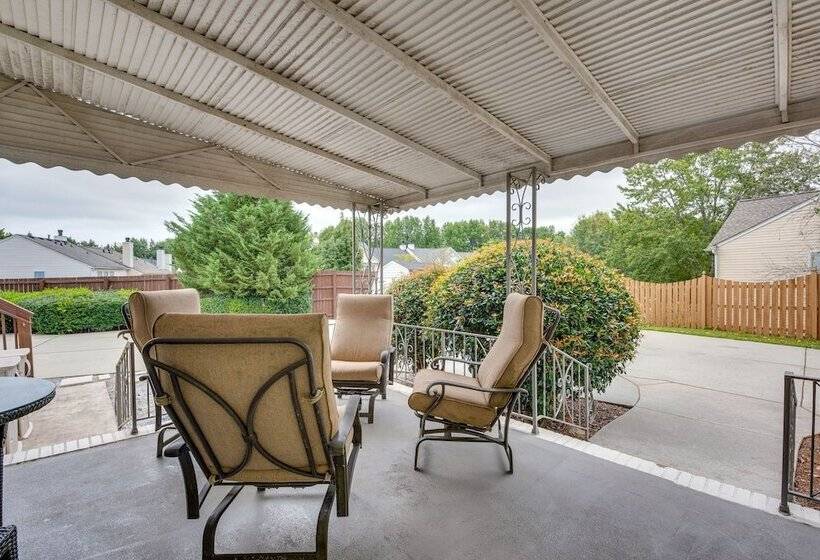 Cozy + Modern Norcross Hideaway W/ Covered Porches