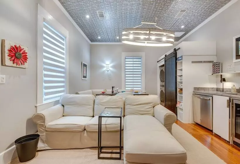 Cozy + Modern Norcross Hideaway W/ Covered Porches