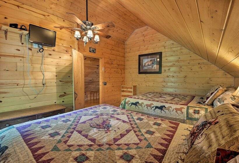 Cozy Trenton Cabin W/ Spa ~15 Mi To Lookout Mtn!