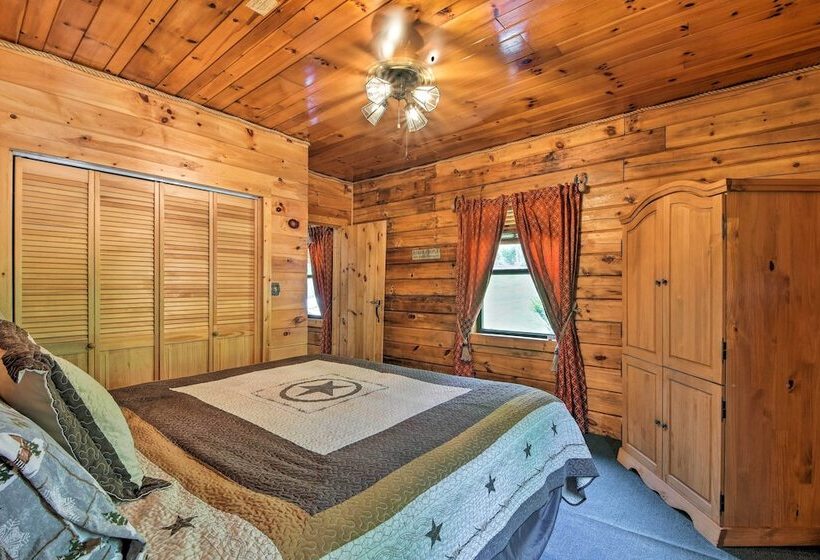 Cozy Trenton Cabin W/ Spa ~15 Mi To Lookout Mtn!