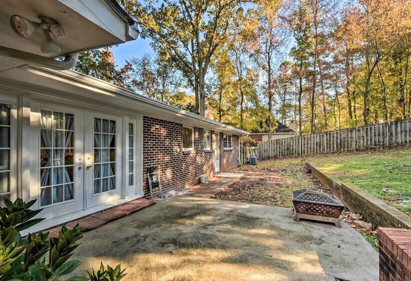 Spacious Duluth Home W/ Lake View & Fire Pit