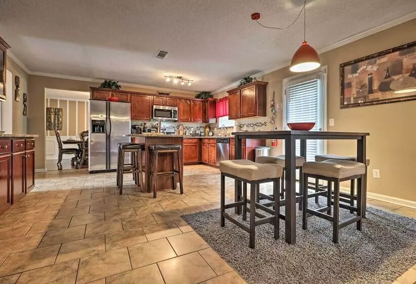 Fairburn Home W/ Fire Pit   24 Mi To Atlanta!