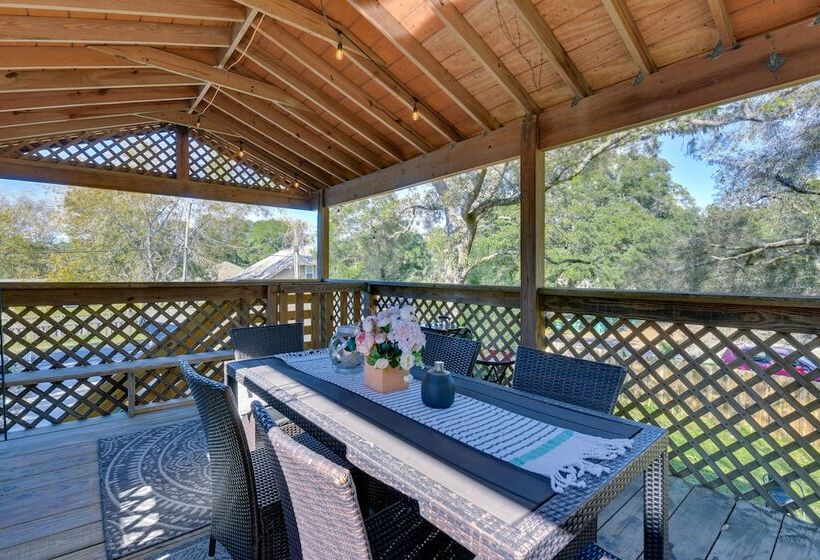 Family Friendly Duplex 6 Mi To Fort Walton Beach!