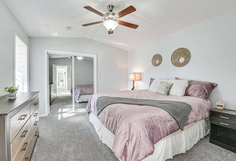 Family Friendly Duplex 6 Mi To Fort Walton Beach!