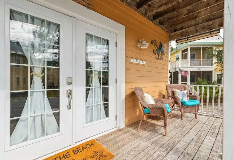 Family Friendly Pensacola Home < 1 Mi To Beach!