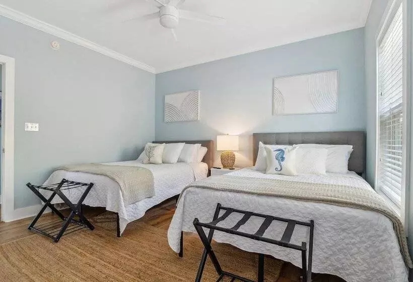 Family Friendly Pensacola Home < 1 Mi To Beach!