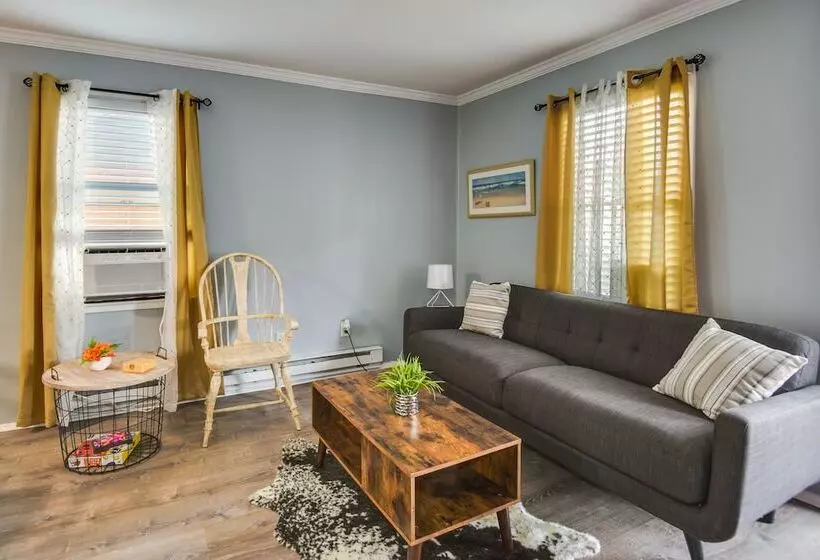 Hampton Vacation Rental: Central Location, Patio