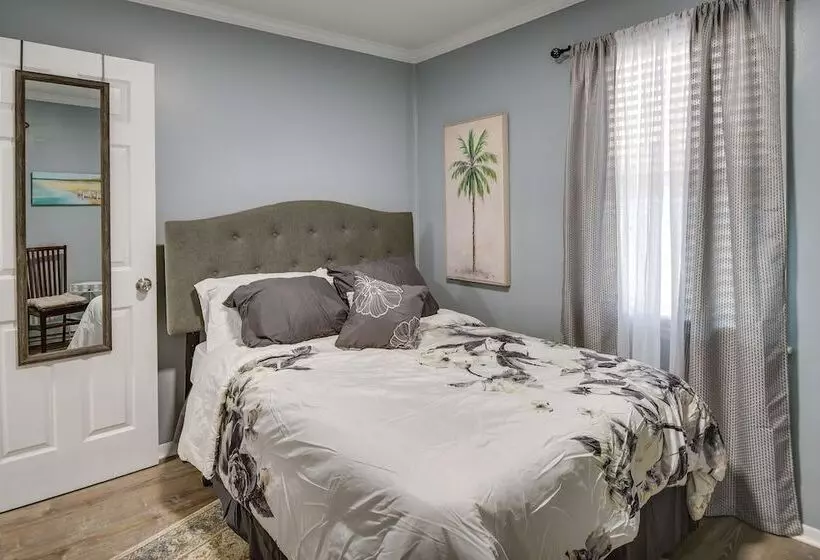 Hampton Vacation Rental: Central Location, Patio