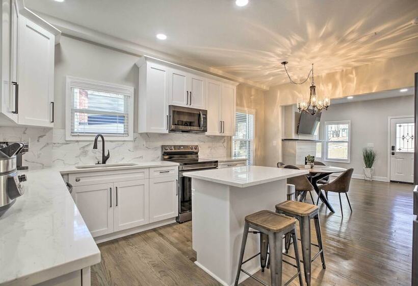 Historic College Park Retreat W/ New Deck!