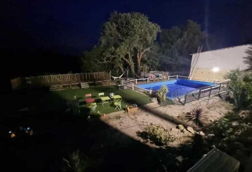 Отель Enjoy Hôtel