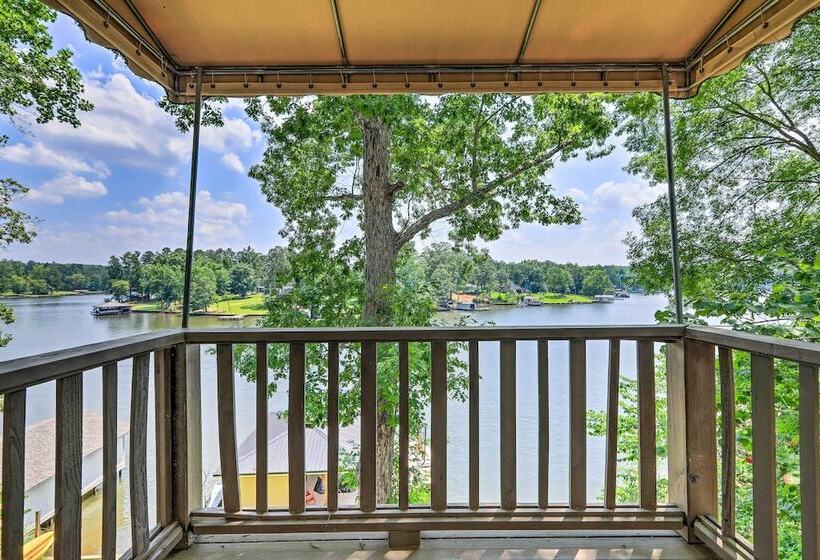 Lakefront Home W/ Entertainment Space & Dock!