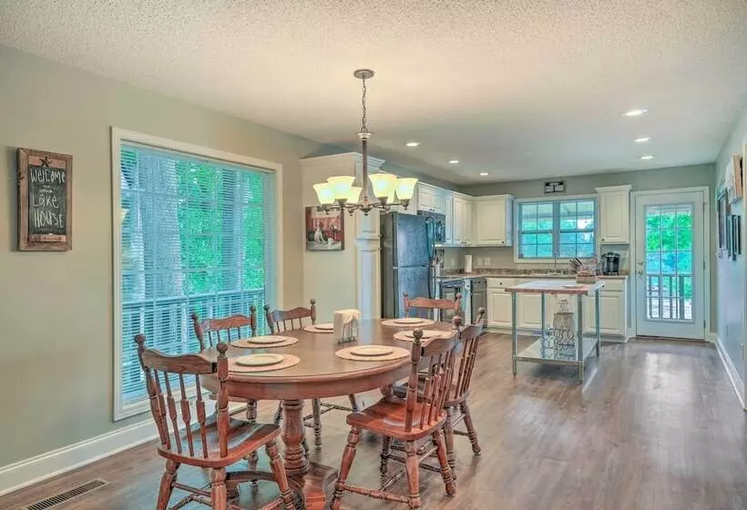 Lakefront Home W/ Entertainment Space & Dock!