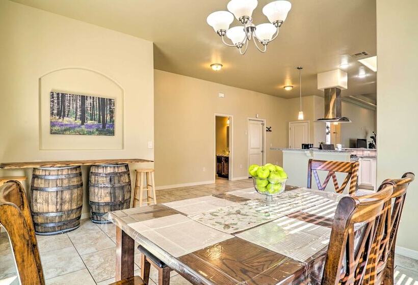 Las Cruces Retreat W/ Patio   Close To Dtwn!