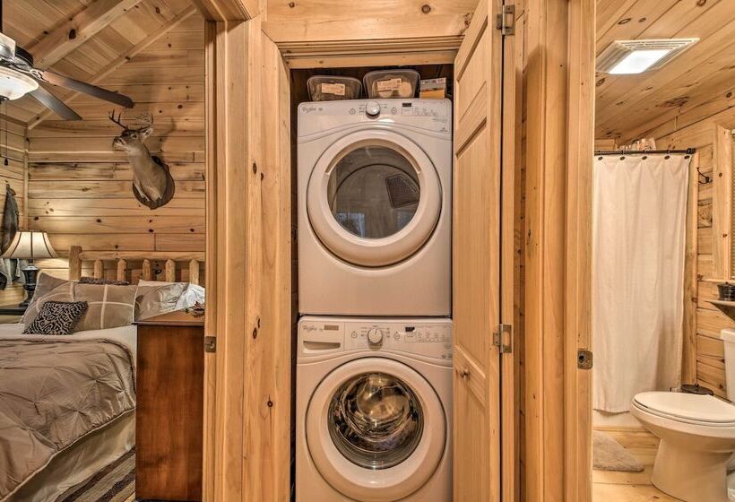 Cherry Log Cabin: 10 Min To Ellijay/blue Ridge!