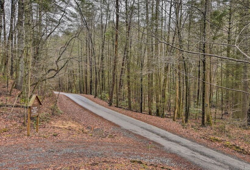 Cherry Log Cabin: 10 Min To Ellijay/blue Ridge!