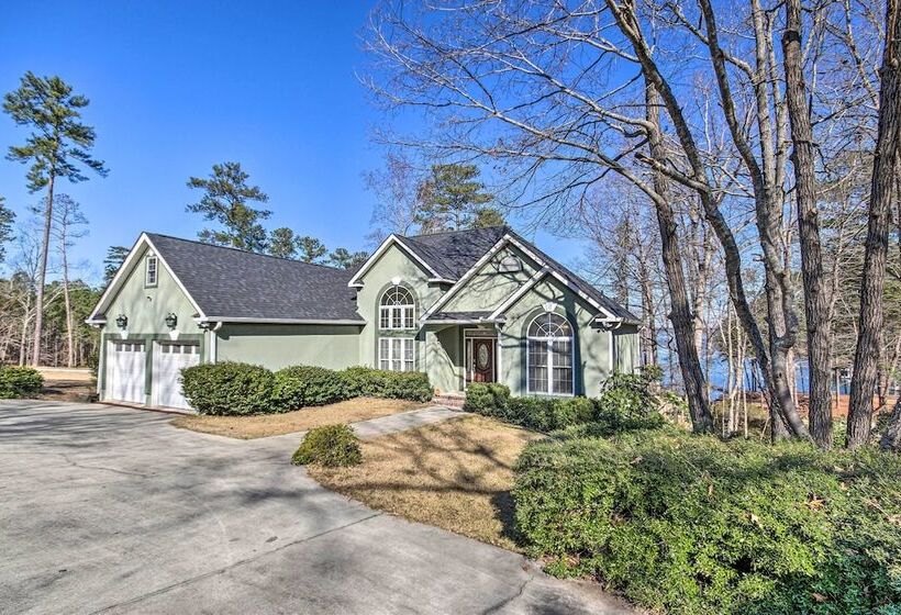 Luxe Lake House W/ Pool & Dock On Deep Water Cove!