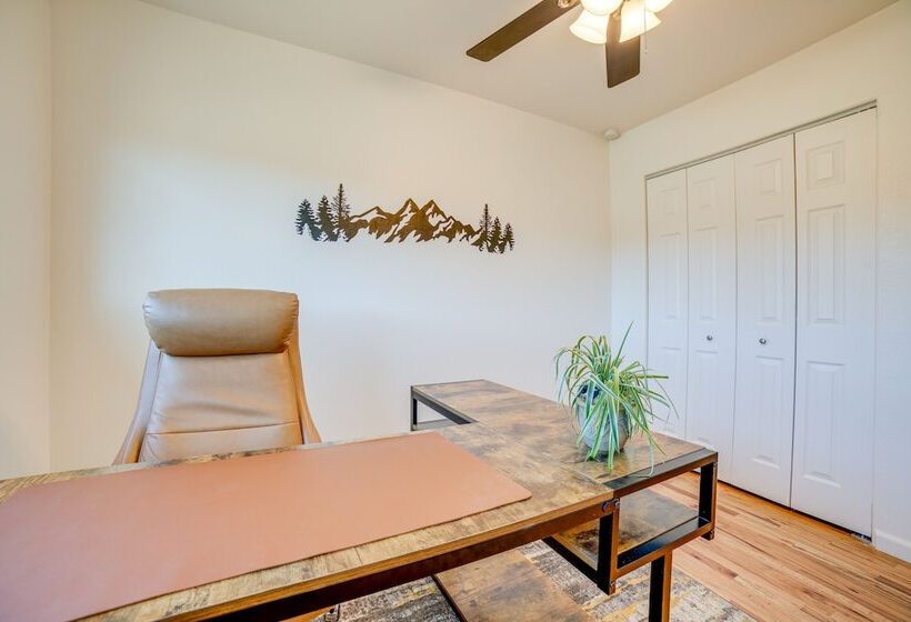 Modern Reno Home W/ Mountain View: Near Downtown!