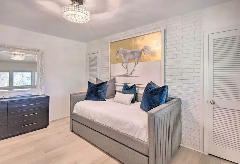 Peaceful Smyrna Home W/ Wood Burning Fire Pit