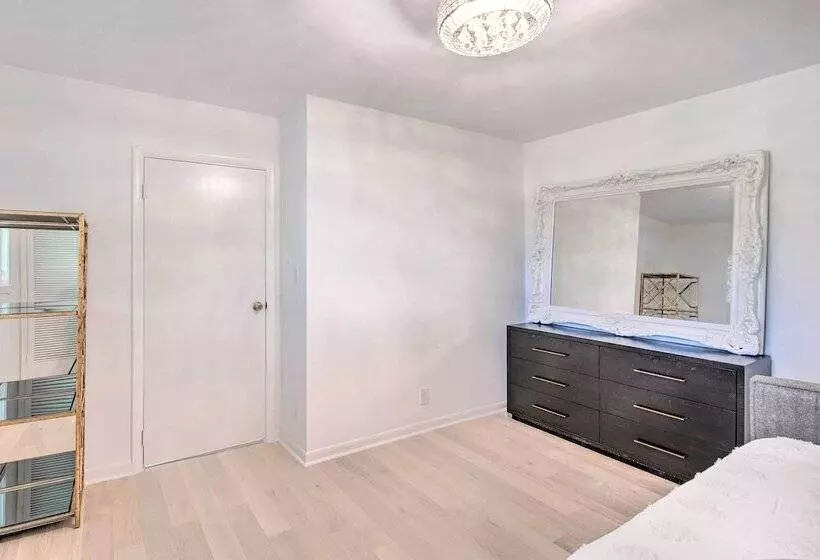 Peaceful Smyrna Home W/ Wood Burning Fire Pit