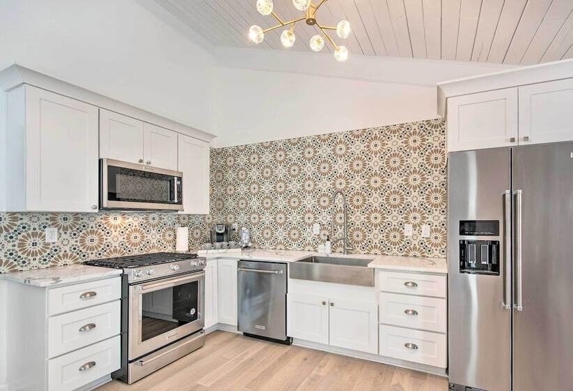 Peaceful Smyrna Home W/ Wood Burning Fire Pit