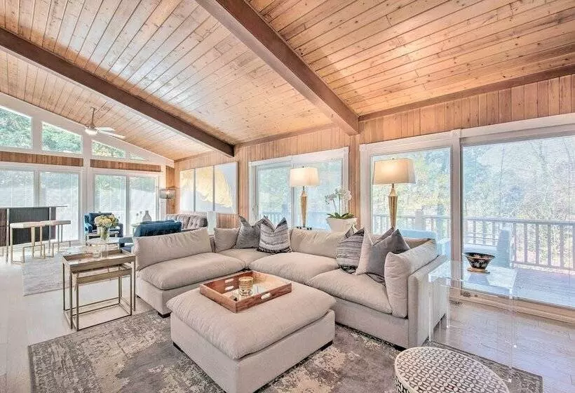 Peaceful Smyrna Home W/ Wood Burning Fire Pit