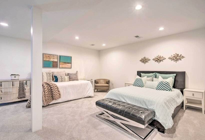 Peaceful Smyrna Home W/ Wood Burning Fire Pit