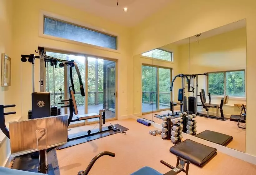 Pet Friendly Sky Valley House W/ Game Room & Views