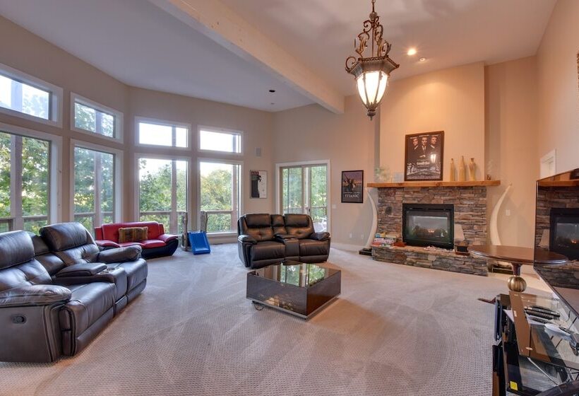 Pet Friendly Sky Valley House W/ Game Room & Views