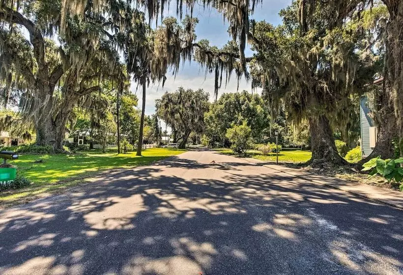 Riverfront Darien Cottage W/ Private Dock!