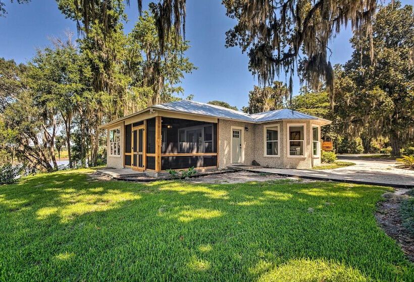 Riverfront Darien Cottage W/ Private Dock!