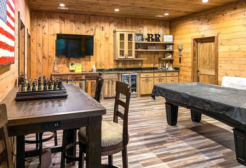 Riverside Mtn Retreat W/ Hot Tub & Game Room!