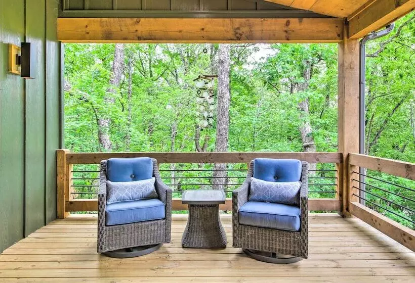 Riverside Mtn Retreat W/ Hot Tub & Game Room!