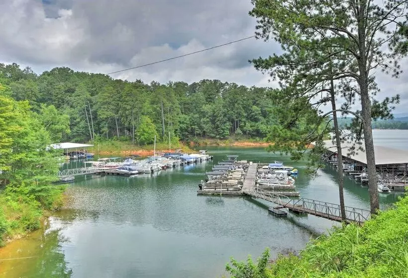 Scenic Talking Rock Creek Resort Home W/ Hot Tub
