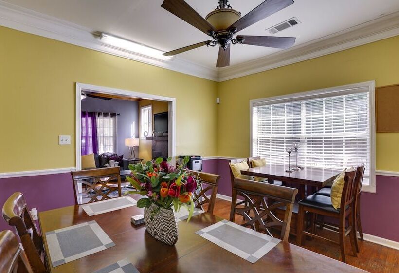 Spacious Albany Retreat Near Flint River Trail!