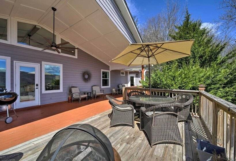 Stunning Sky Valley Home W/ Mountain Views!