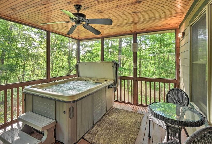 The Get Away At The Sautee Mountain Retreat