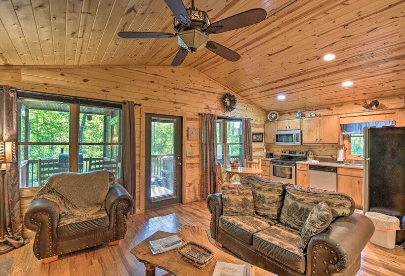 The Get Away At The Sautee Mountain Retreat