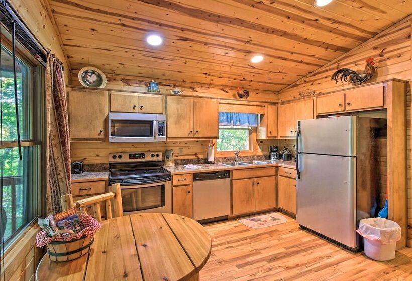 The Get Away At The Sautee Mountain Retreat