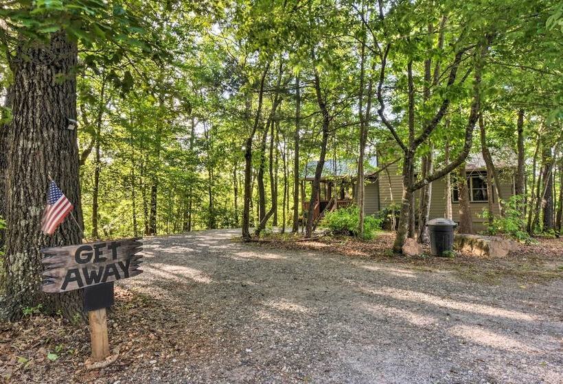 The Get Away At The Sautee Mountain Retreat