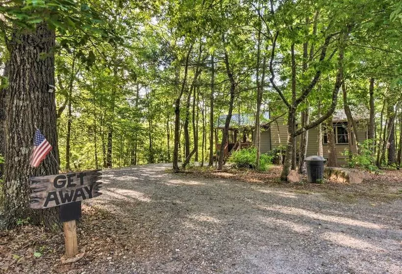 The Get Away At The Sautee Mountain Retreat