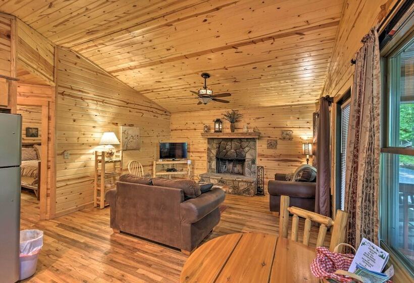 The Get Away At The Sautee Mountain Retreat