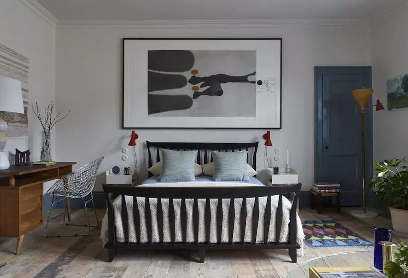 The Townhouse By 8 Holland Street