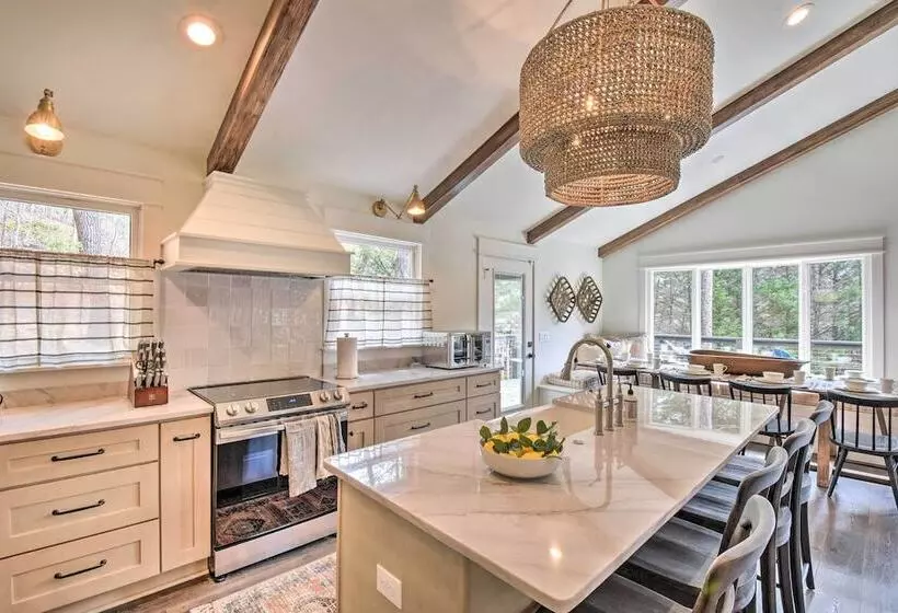 The Ultimate Luxury Retreat On Lake Burton!