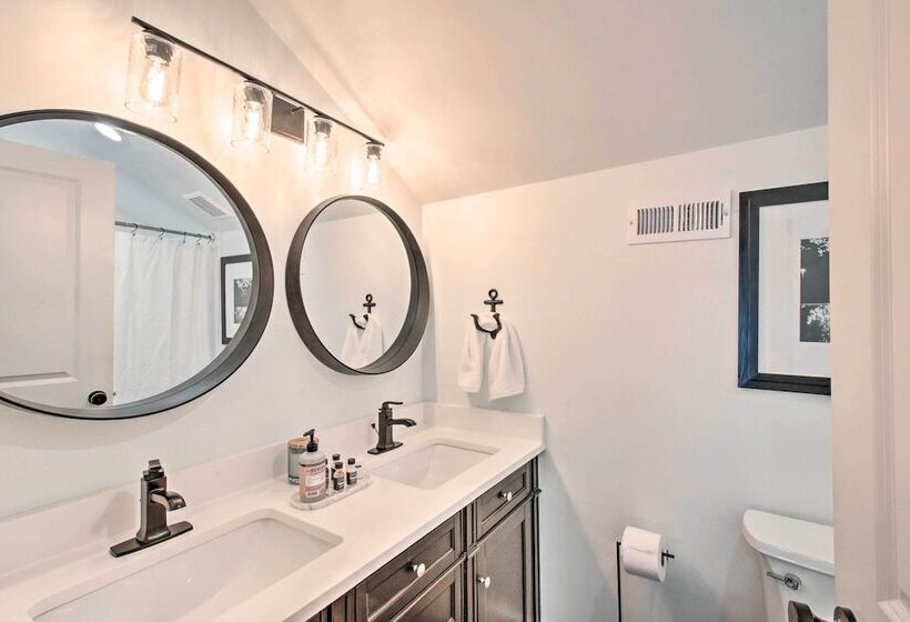 The Ultimate Luxury Retreat On Lake Burton!