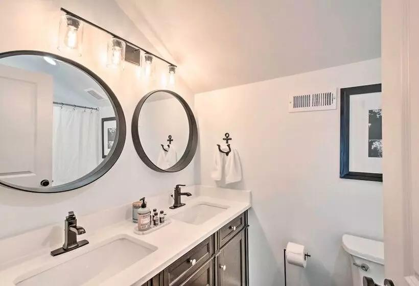 The Ultimate Luxury Retreat On Lake Burton!