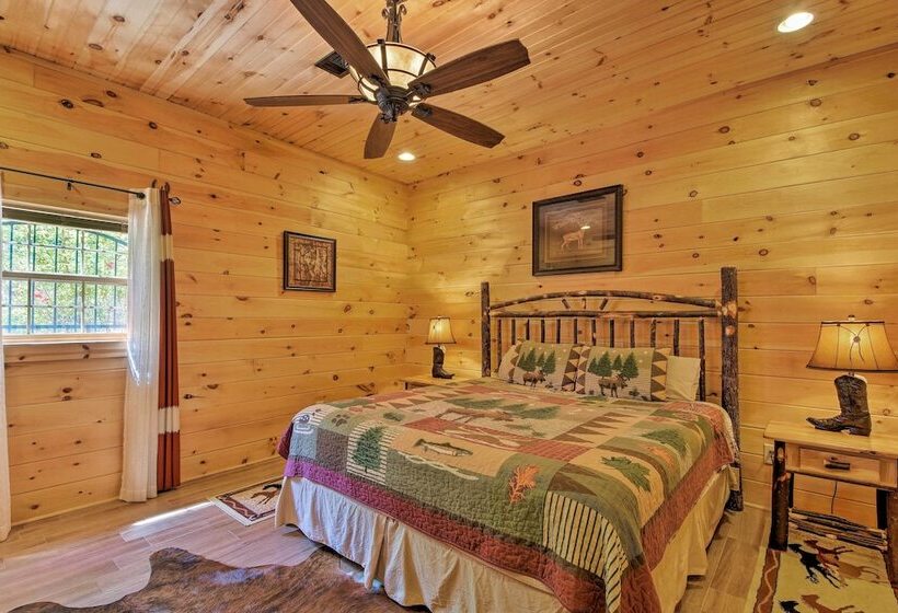 Trenton Cabin W/ Hot Tub   14 Mi To Lookout Mtn!