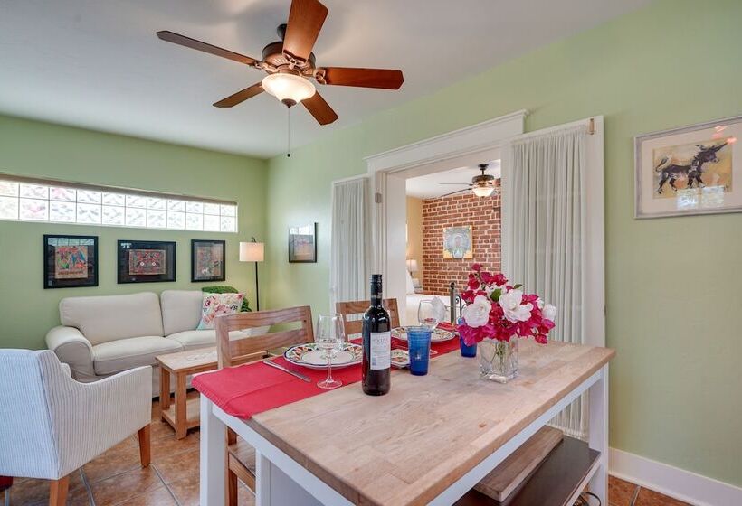 Tucson Cottage W/ Patio < 2 Mi From Downtown & Ua!