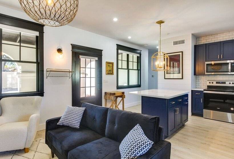 Tucson Spanish Bungalow W/ Yard, Near Downtown!