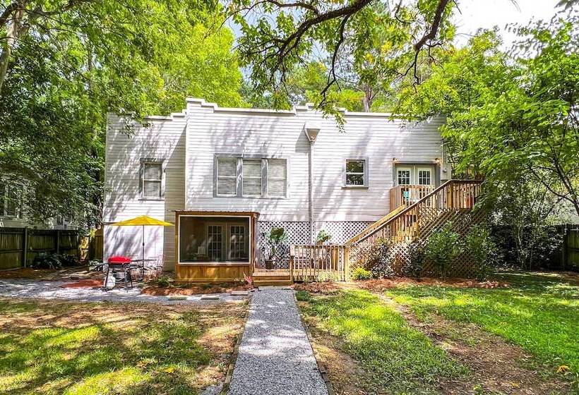 Updated Central Jackson Home < 2 Mi To Dtwn!